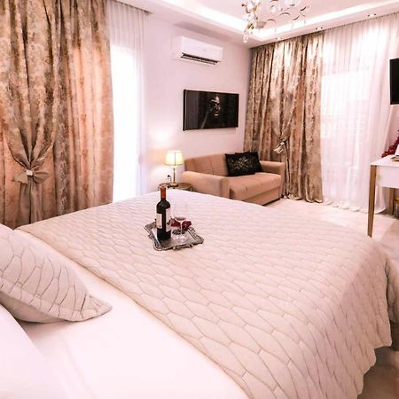 Goldenspace Exquisite Suite Near The Port Volos Exterior photo